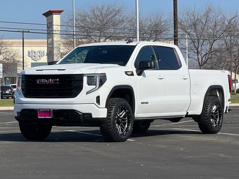 Used 2023 GMC Sierra 1500 Elevation AWD/4WD image 9