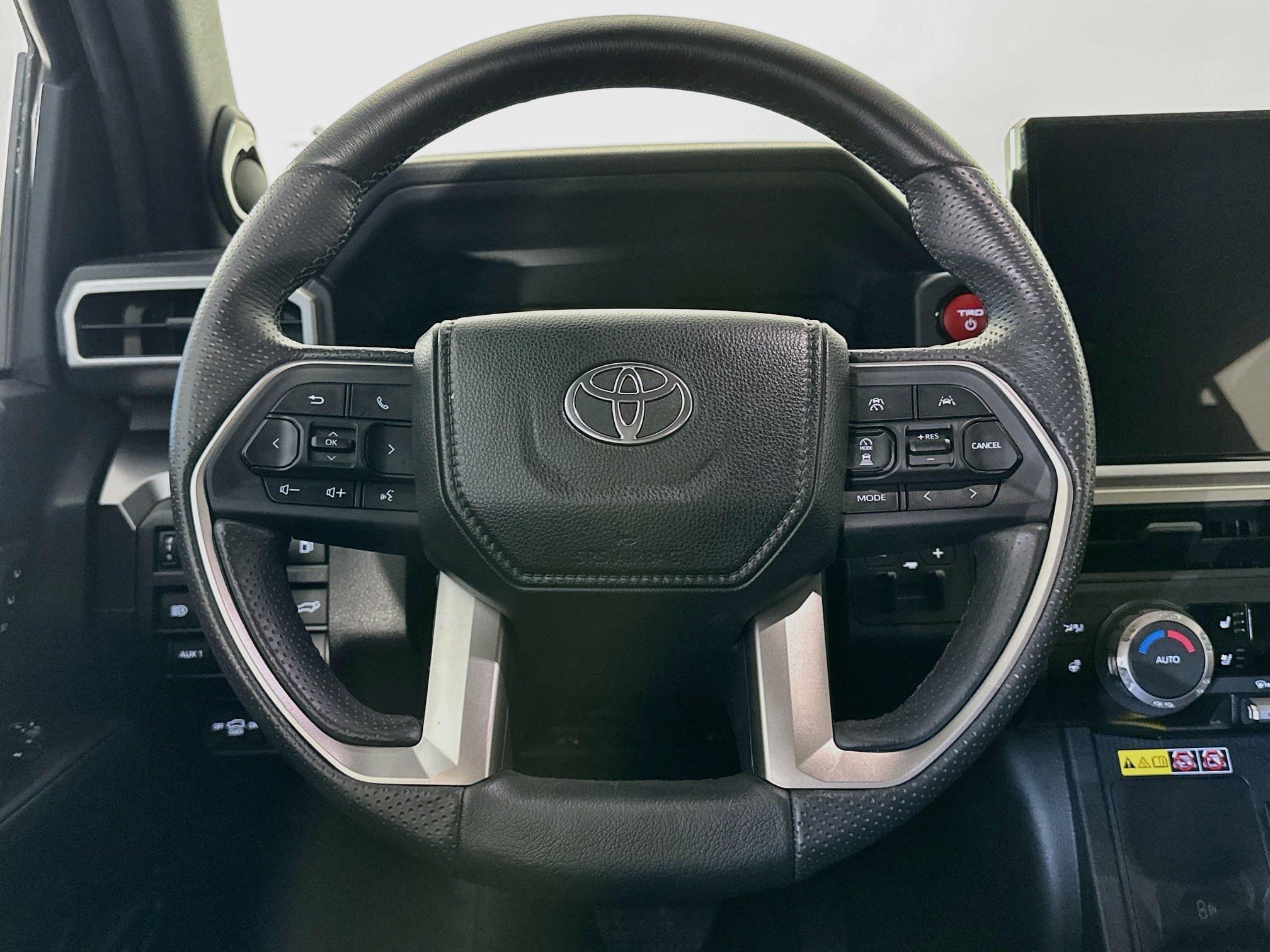 Used 2026 Toyota 4Runner TRD Off-Road Premium w/ Tow Technology Package AWD/4WD image 18