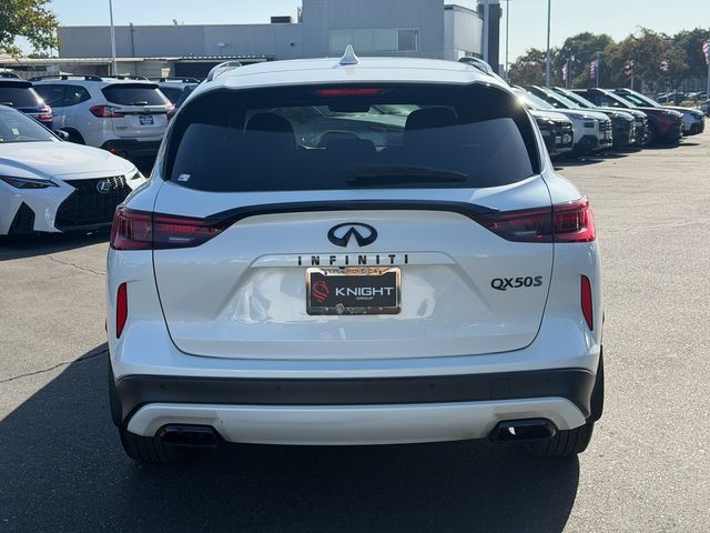 Used 2025 INFINITI QX50 Sport AWD/4WD image 7