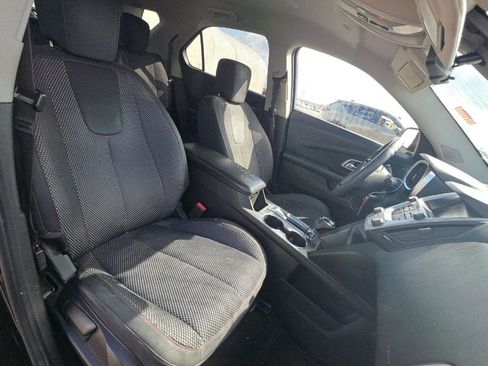 Used 2017 Chevrolet Equinox LS FWD image 8