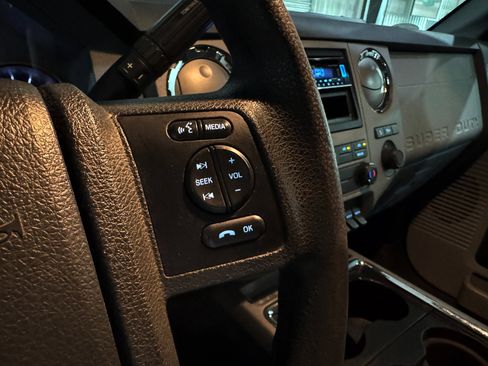 Used 2016 Ford F250 XLT w/ XLT Value Package image 14