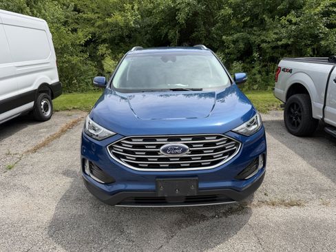 Used 2020 Ford Edge SEL w/ Convenience Package AWD/4WD image 2