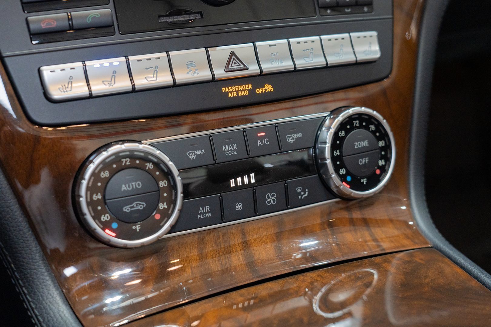 Used 2013 Mercedes-Benz SL 550 image 38