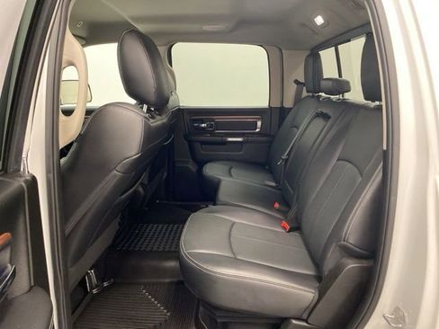 Used 2018 RAM 1500 Laramie image 21