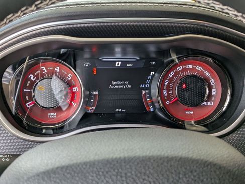 Used 2022 Dodge Challenger SRT Hellcat RWD image 10