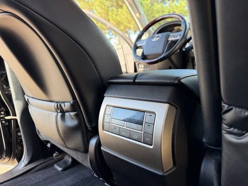 Used 2016 Lexus GX 460 w/ Premium Package AWD/4WD image 39
