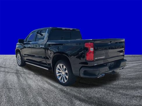 Used 2020 Chevrolet Silverado 1500 High Country w/ Technology Package AWD/4WD image 6