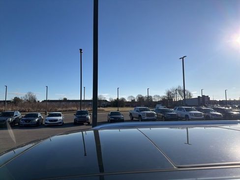 Used 2023 GMC Yukon Denali image 4