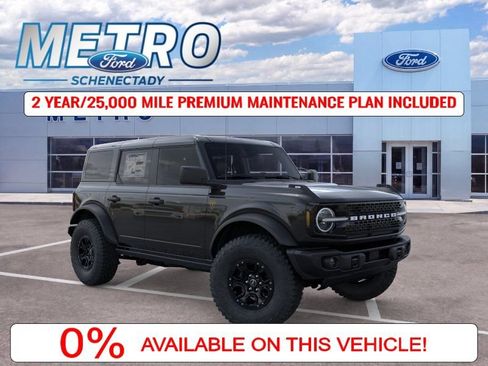 New 2026 Ford Bronco Badlands w/ Sasquatch Package AWD/4WD image 1