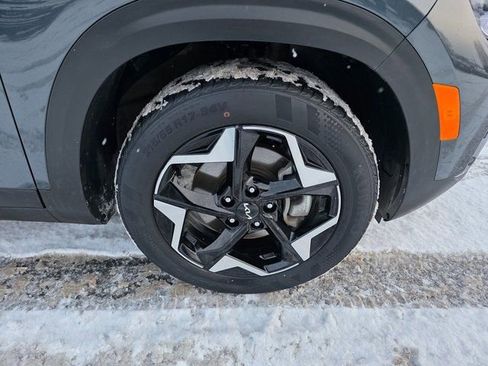 Certified 2024 Kia Seltos EX image 12