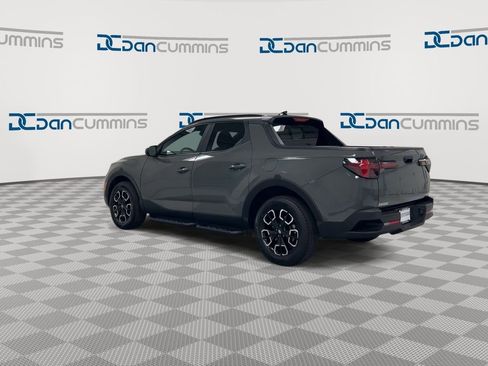 Used 2022 Hyundai Santa Cruz SEL Premium image 6