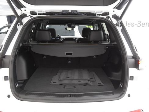 Used 2024 Jeep Grand Cherokee Altitude RWD image 29