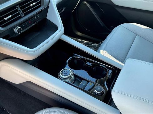 New 2026 Ford Explorer Platinum w/ LUX Leather Package image 7