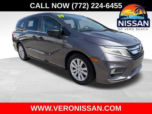 Used 2019 Honda Odyssey LX image 1