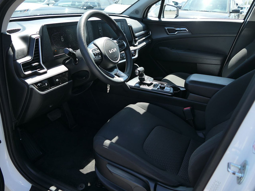 Used 2023 Kia Sportage LX FWD image 10