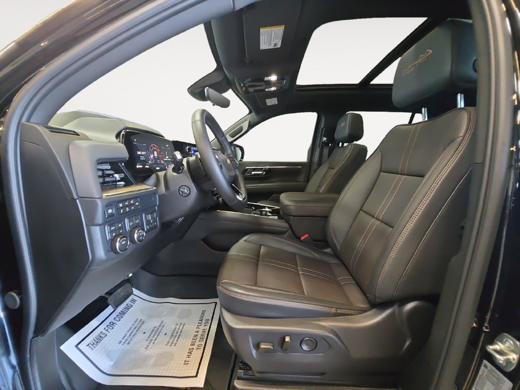 Certified 2026 Chevrolet Tahoe High Country w/ Sun And Tow Package AWD/4WD image 16
