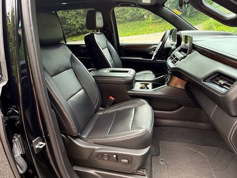 Used 2021 Chevrolet Tahoe High Country w/ Premium Package AWD/4WD image 27
