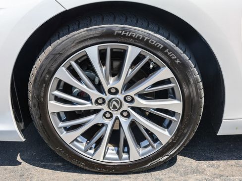 Used 2020 Lexus ES 350 w/ Premium Package FWD image 31