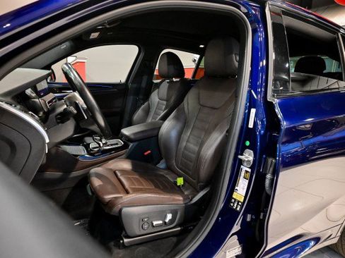 Used 2022 BMW X4 xDrive30i w/ M Sport Package image 18