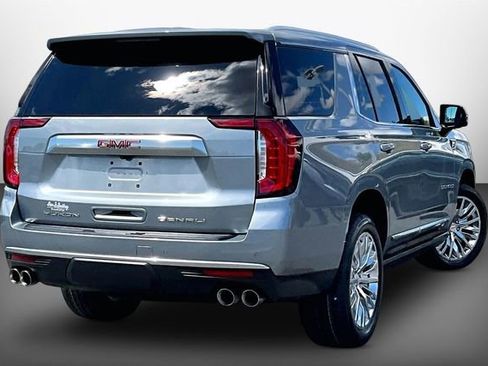 Used 2023 GMC Yukon Denali AWD/4WD image 2