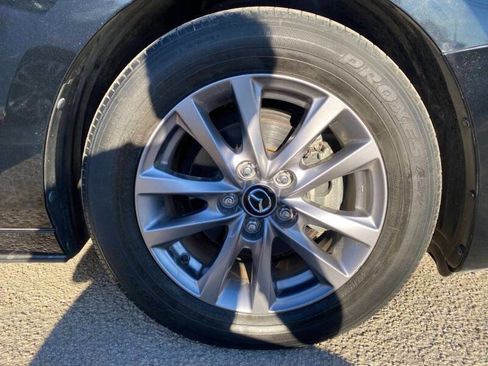 Used 2022 MAZDA MAZDA3 s image 9