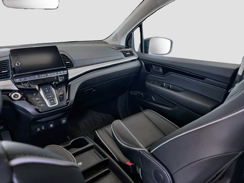 Used 2025 Honda Odyssey Touring image 25