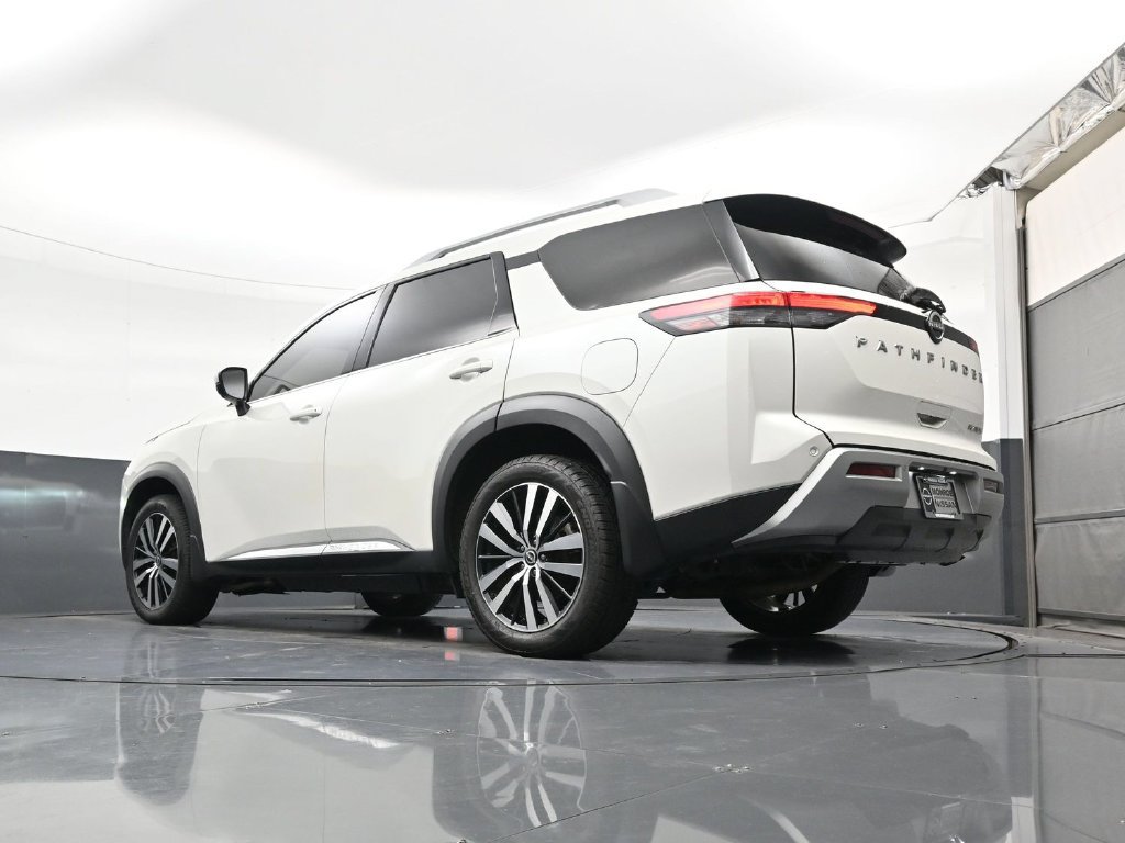 Certified 2023 Nissan Pathfinder Platinum FWD image 24