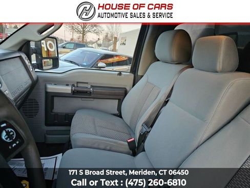 Used 2015 Ford F350 XLT w/ XLT Interior Package image 22
