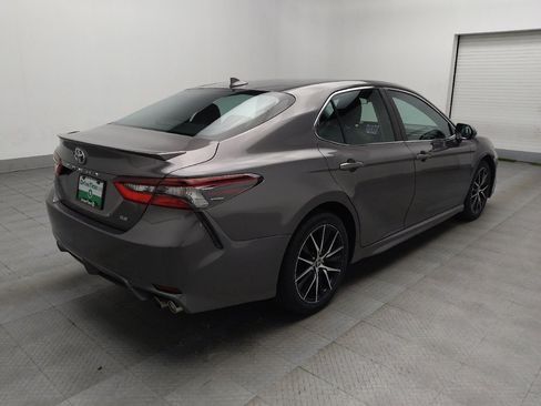 Used 2021 Toyota Camry SE image 9