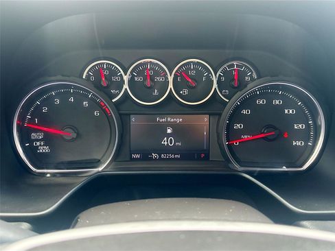 Used 2021 Chevrolet Tahoe RST w/ Luxury Package image 13