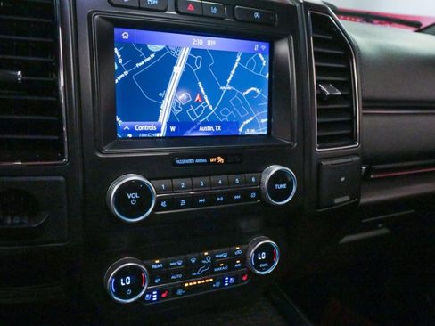 Used 2021 Ford Expedition Limited AWD/4WD image 21