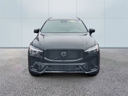 New 2026 Volvo XC60 B5 Ultra w/ Protection Package Premier image 2
