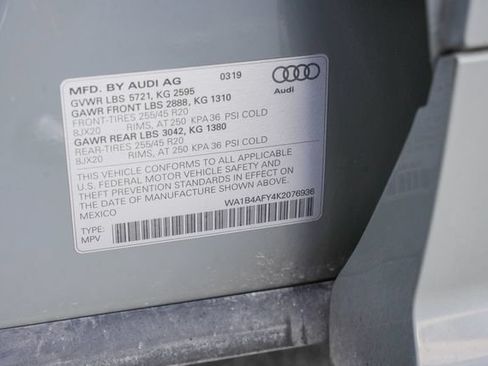 Used 2019 Audi SQ5 Premium Plus w/ Premium Plus Package AWD/4WD image 54