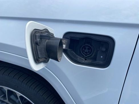 Used 2023 Jeep Grand Cherokee Summit image 18