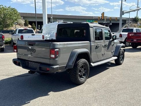 Certified 2023 Jeep Gladiator Sport AWD/4WD image 7