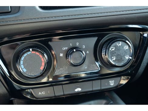 Used 2020 Honda HR-V Sport image 22