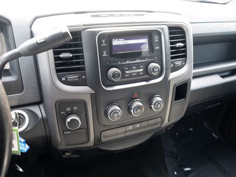 Used 2015 RAM 1500 ST w/ SXT Appearance Group AWD/4WD image 2