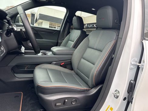 Used 2024 GMC Acadia AT4 w/ Super Cruise Package image 19