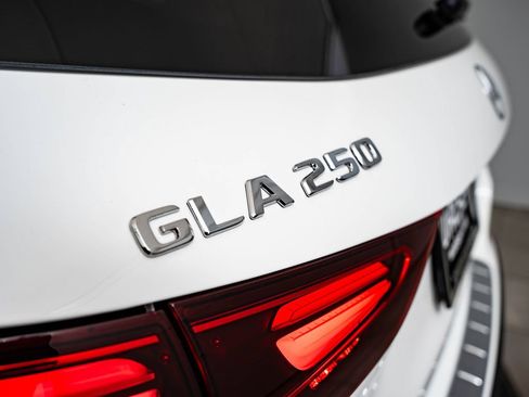 New 2026 Mercedes-Benz GLA 250 4MATIC image 16