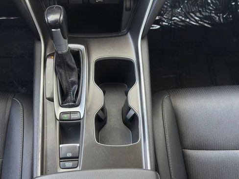 Used 2019 Honda Accord Sport image 21
