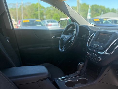 Used 2019 Chevrolet Equinox LT AWD/4WD image 14