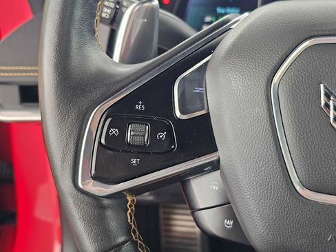 Used 2021 Chevrolet Corvette Stingray Preferred Conv w/ Z51 Performance Package RWD image 27