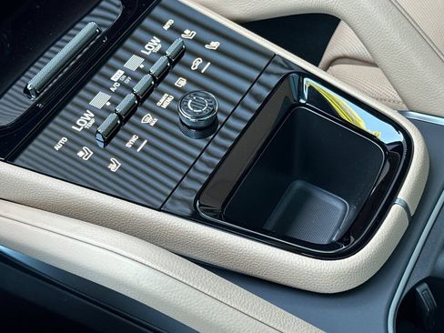 New 2026 Porsche Cayenne E-Hybrid AWD/4WD image 26