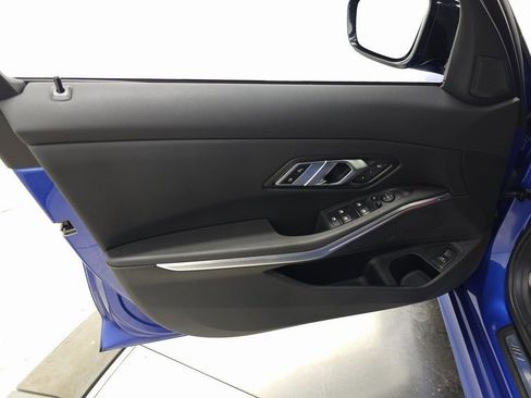 Used 2023 BMW 330i xDrive Sedan w/ M Sport Package AWD/4WD image 14