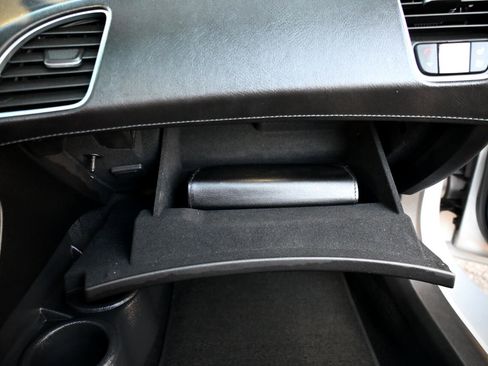 Used 2015 Chevrolet Corvette Stingray Coupe w/ 2LT Preferred Equipment Group image 41