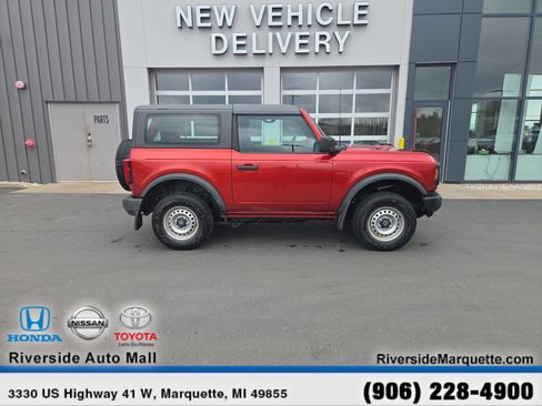 Used 2022 Ford Bronco 2-Door AWD/4WD image 10