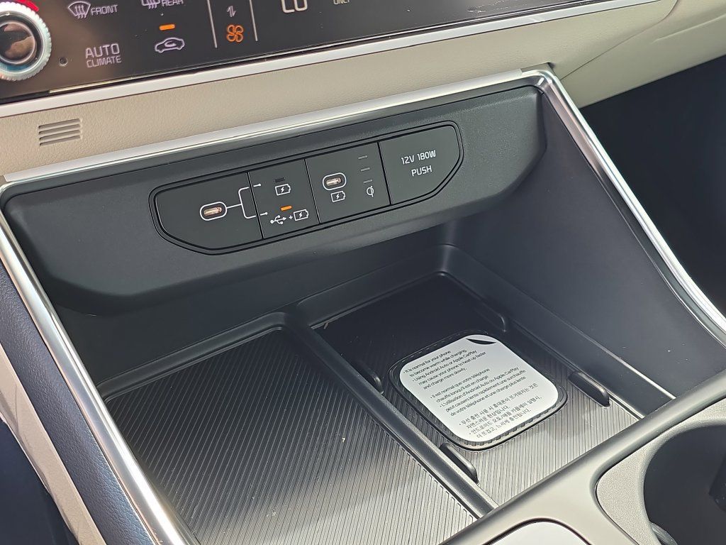 New 2026 Kia Carnival EX FWD image 27