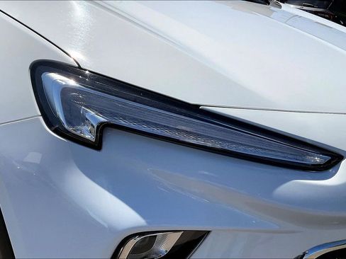 Used 2025 Buick Encore GX Preferred FWD image 29