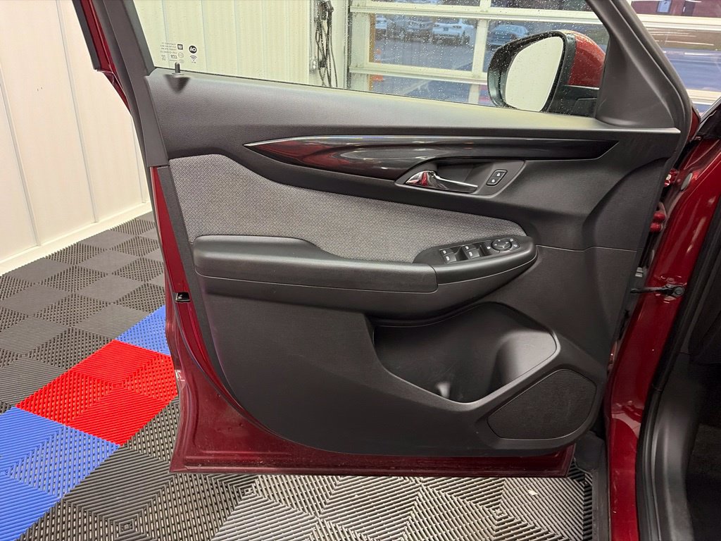 Used 2025 Chevrolet TrailBlazer LT AWD/4WD image 10