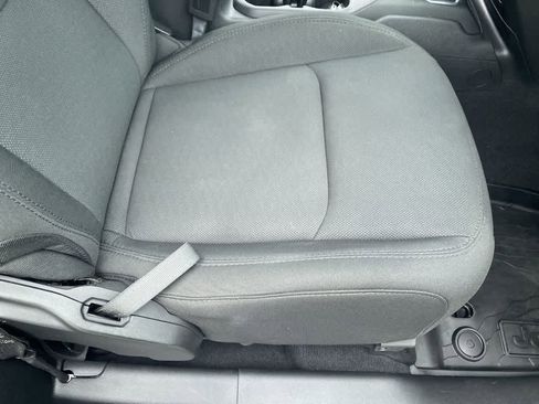 Used 2020 Jeep Wrangler Sport image 23